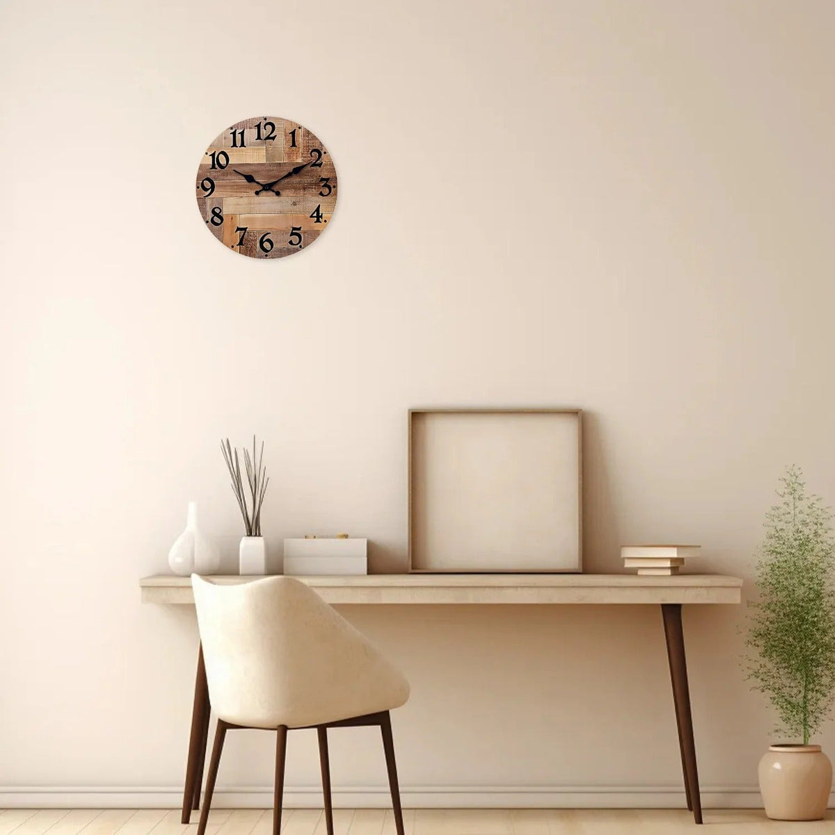 Round pallet wood wall clock | Palvo